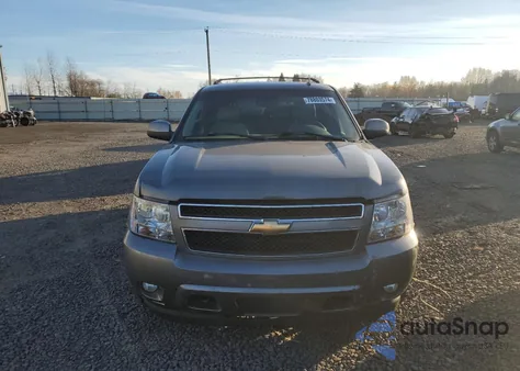 2007 Chevrolet Suburban K1500 из США, поврежденный, VIN 1GNFK163X7J212752
